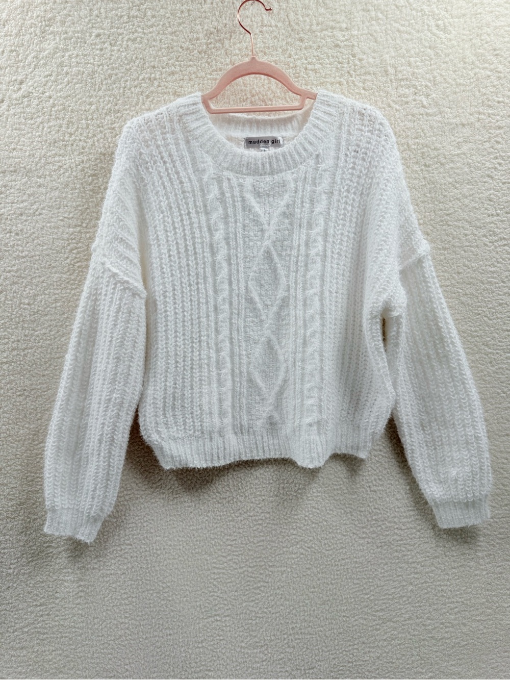 Madden Girl White Fuzzy Cable Knit Sweater Size L New
